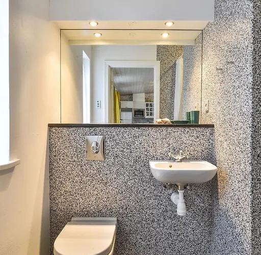 Viborg City Rooms 3* 비보르